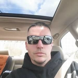 Meet your Posher, Ronnie